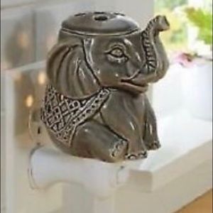 Elephant Accent Warmer & 12 Fresh Cotton Wax Cubes